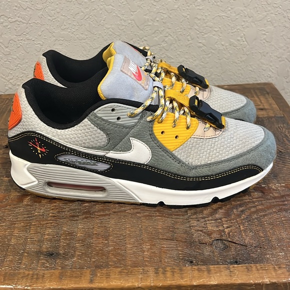 Nike Other - Nike Air Max 90